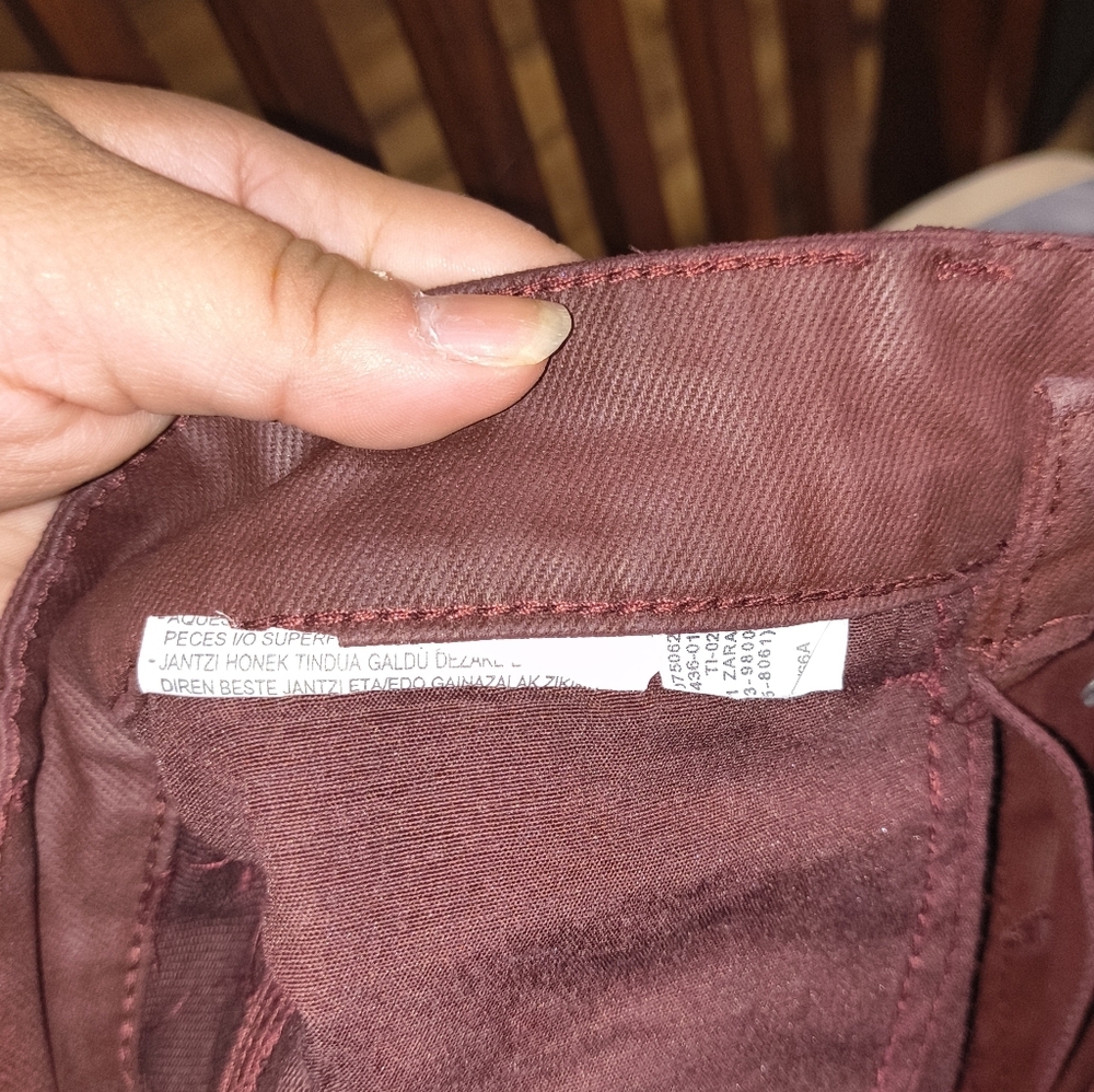 Zara High Waist Burgundy Shorts - Picture 4 of 4